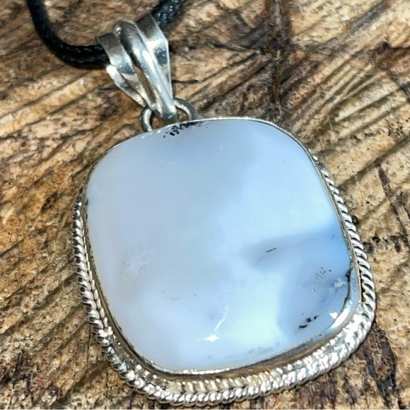 Stone of Plentitude Dendritic Pendant 1 7/8” - Picture 7 of 9